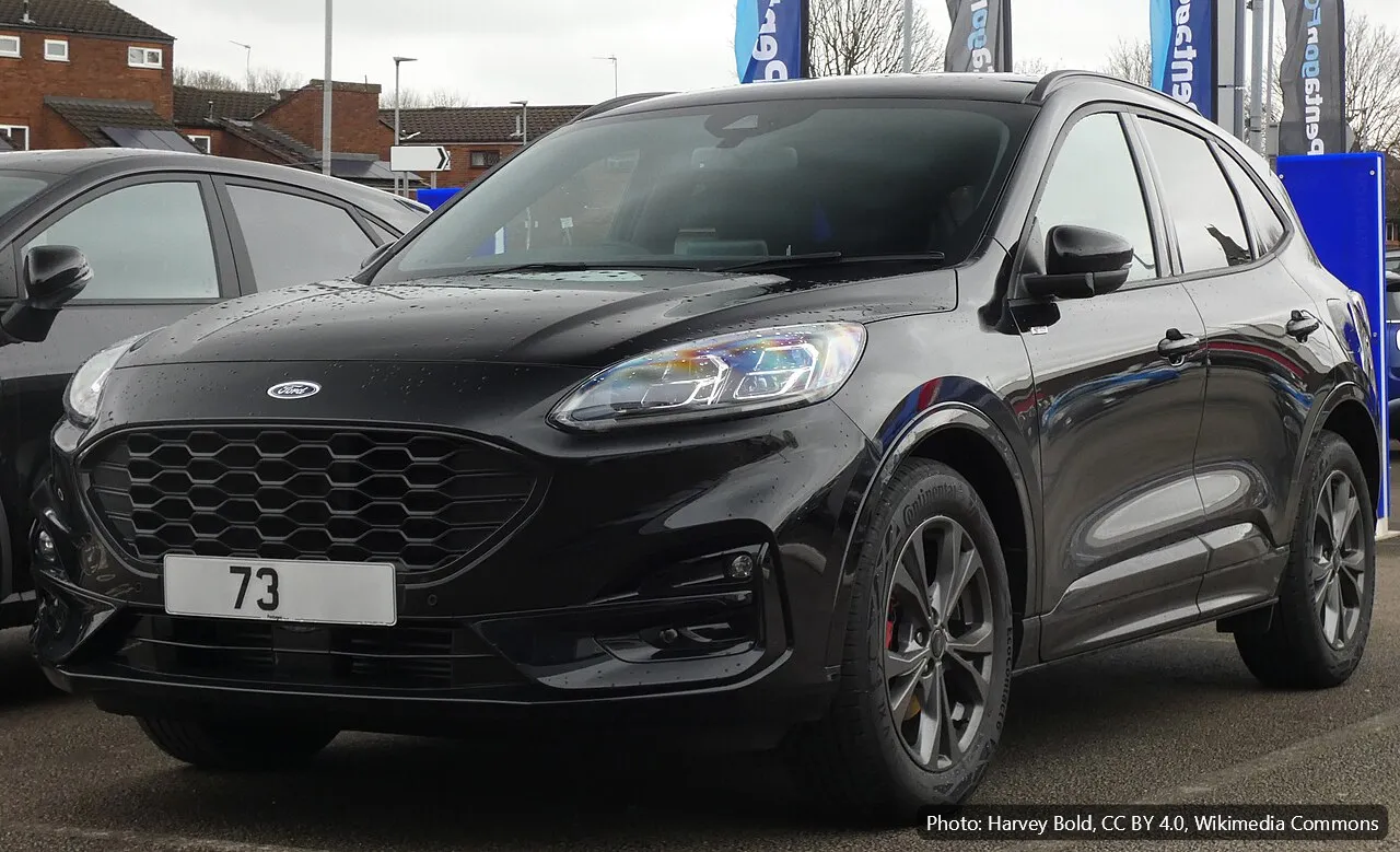 FORD KUGA ST-LINE EDITION PHEV CVT (example photo)