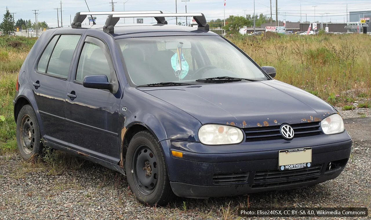 VOLKSWAGEN GOLF (example photo)