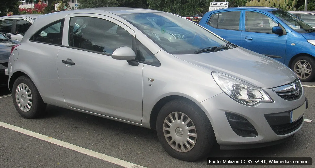 VAUXHALL CORSA SE (example photo)