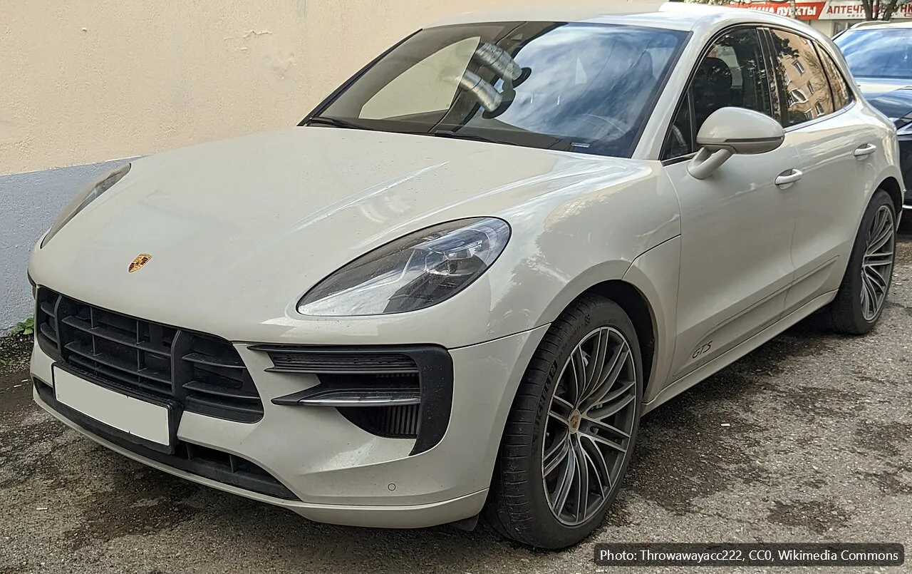 PORSCHE MACAN S-A (example photo)