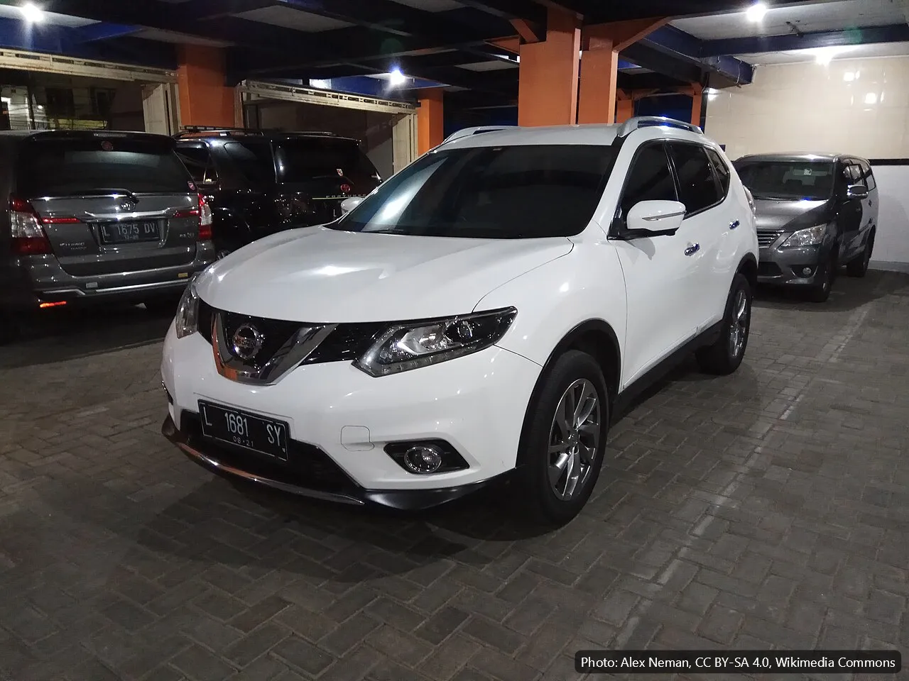 NISSAN X-TRAIL N-TEC DCI (example photo)